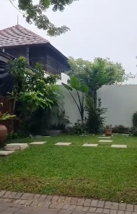 Dijual Rumah Mewah di Perumahan Isen Surabaya Barat - Thumbnail 2