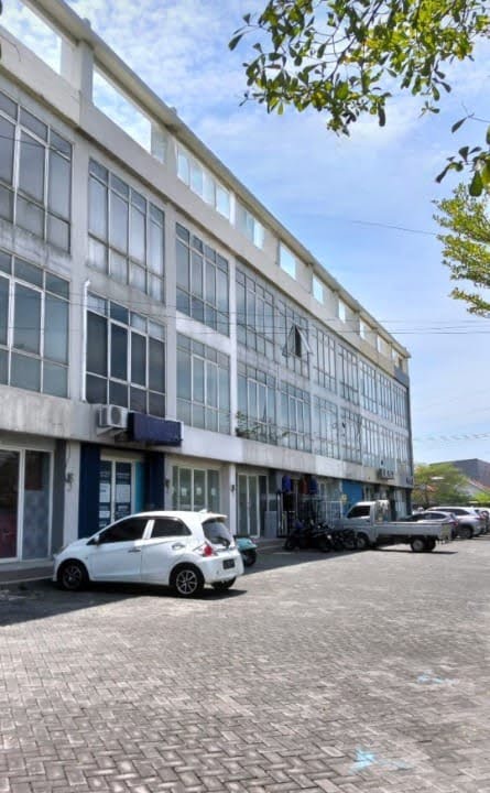 Disewakan Ruko di Lokasi Komersial Tambak Oso Sidoarjo - Image 1