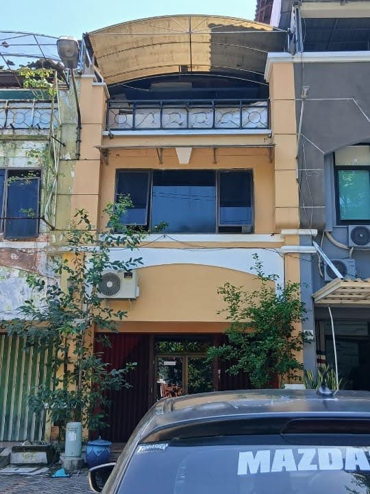 Disewakan murah ruko lokasi strategis di Villa Bukit Mas, Surabaya Barat - Image 1