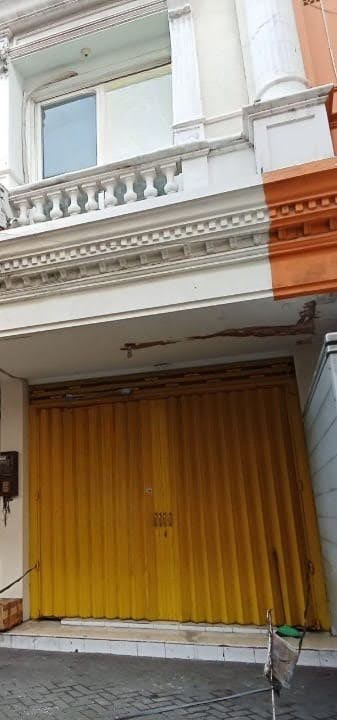 Dijual ruko lokasi strategis nol Jalan Raya Kedungdoro, Surabaya Pusat - Image 1
