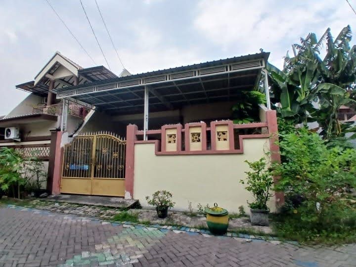 Dijual rumah siap huni di Sidotopo Wetan Baru, Surabaya Utara - Image 1