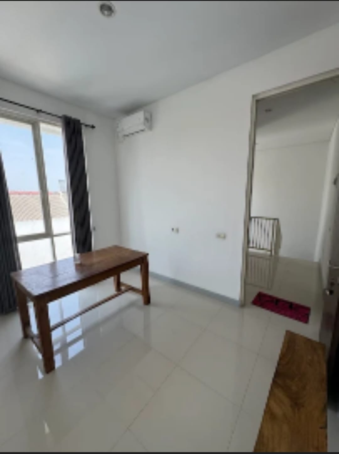 Jual Rumah Murah 2 M an 2 Lantai Semi Furnsh Tenggilis Mejoyo Selatan Surabaya - Thumbnail 3