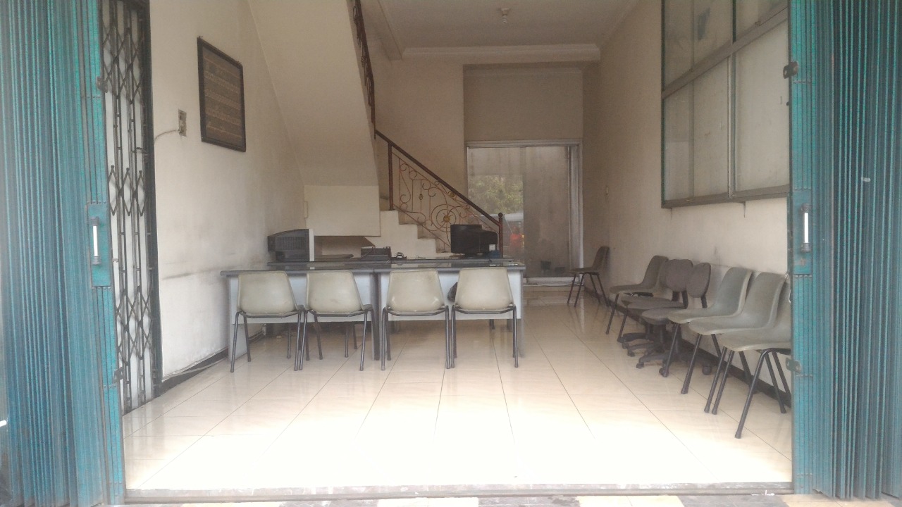 Jual / Sewa Ruko 2 Lantai Raya Mayjen Panjaitan Madiun Jawa Timur - Image 1