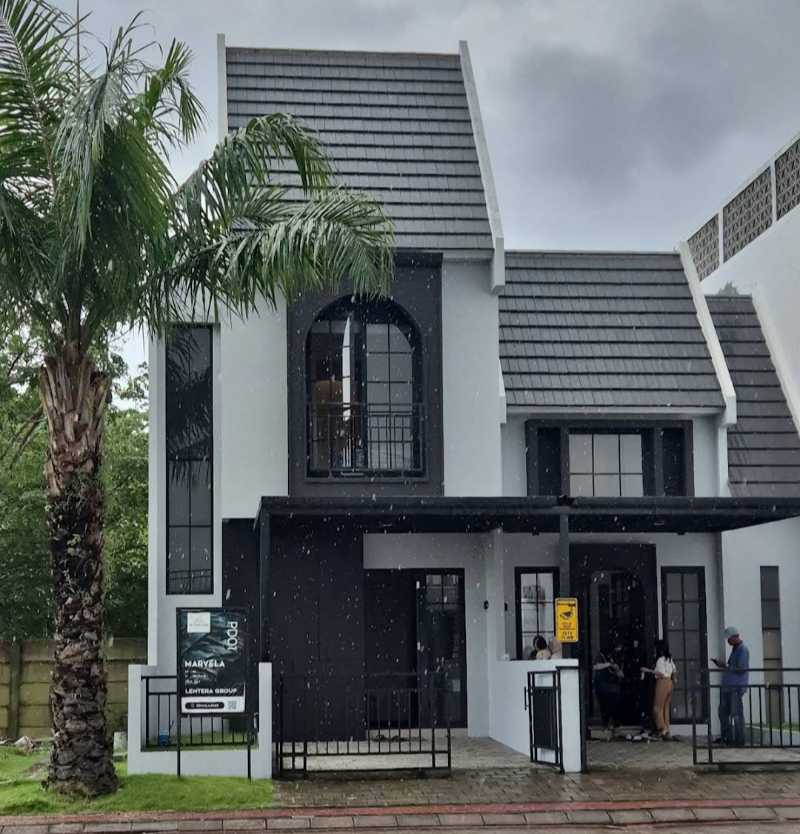 Dijual Rumah Baru Nyaman dan Strategis di De Naila Park Tahap II Gresik - Image 1