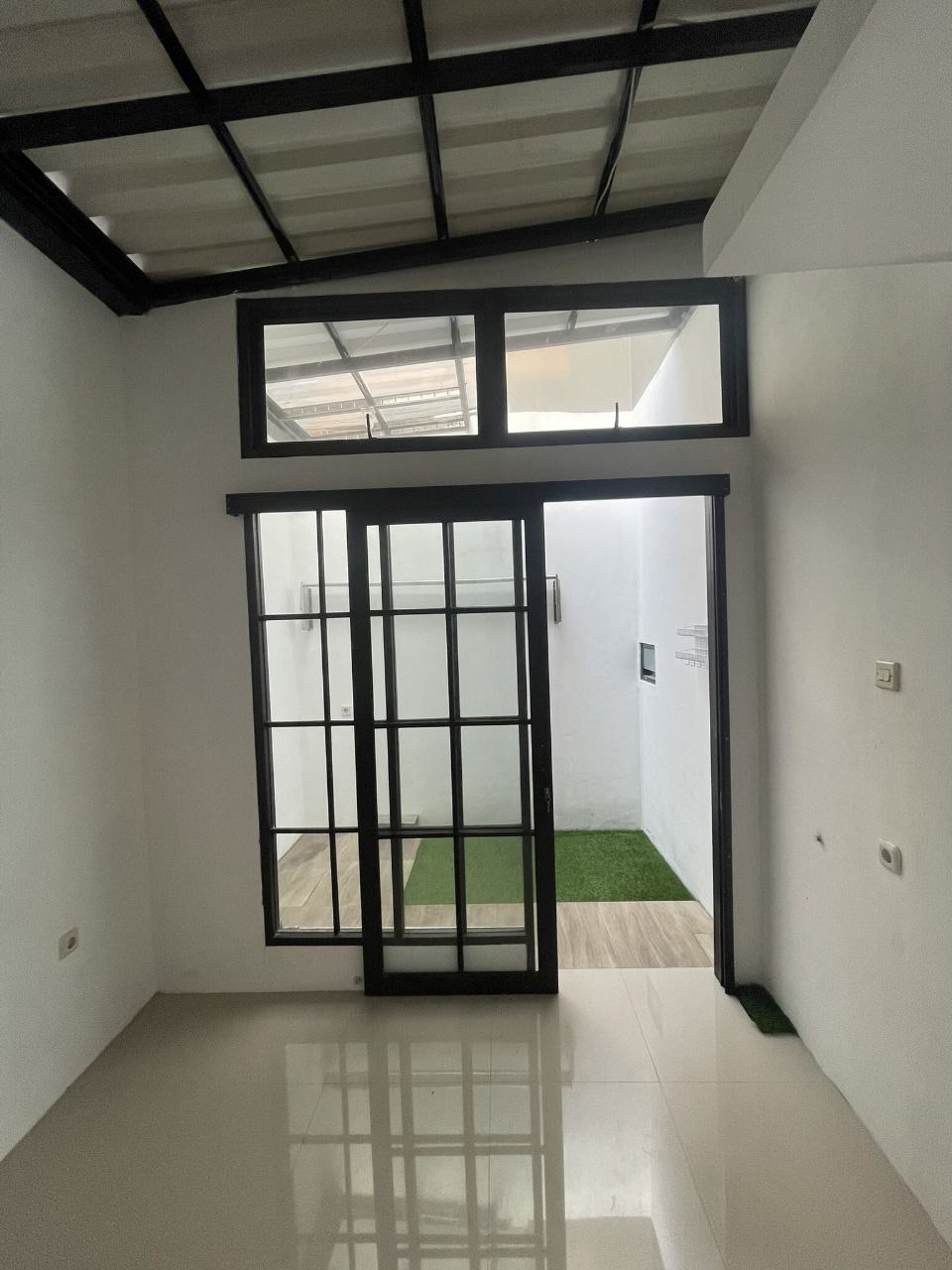 Dijual Rumah 2 Lantai Siap Huni di Cluster Samira Regency Bekasi - Thumbnail 2