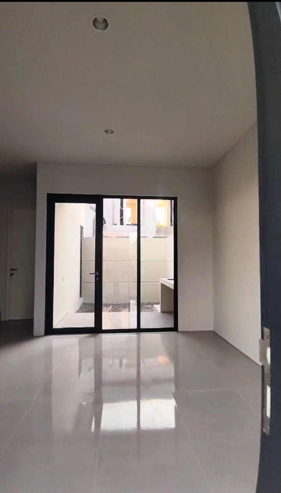 Jual & Sewa Rumah Baru 2 Lantai Opra City Gresik - Thumbnail 4