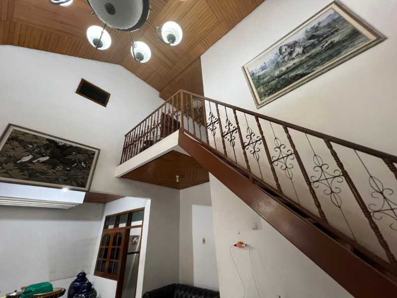 Jual Rumah Full Furnish Bagus Dukuh Kupang Surabaya – Lebar 9 Meter, Siap Huni - Thumbnail 2