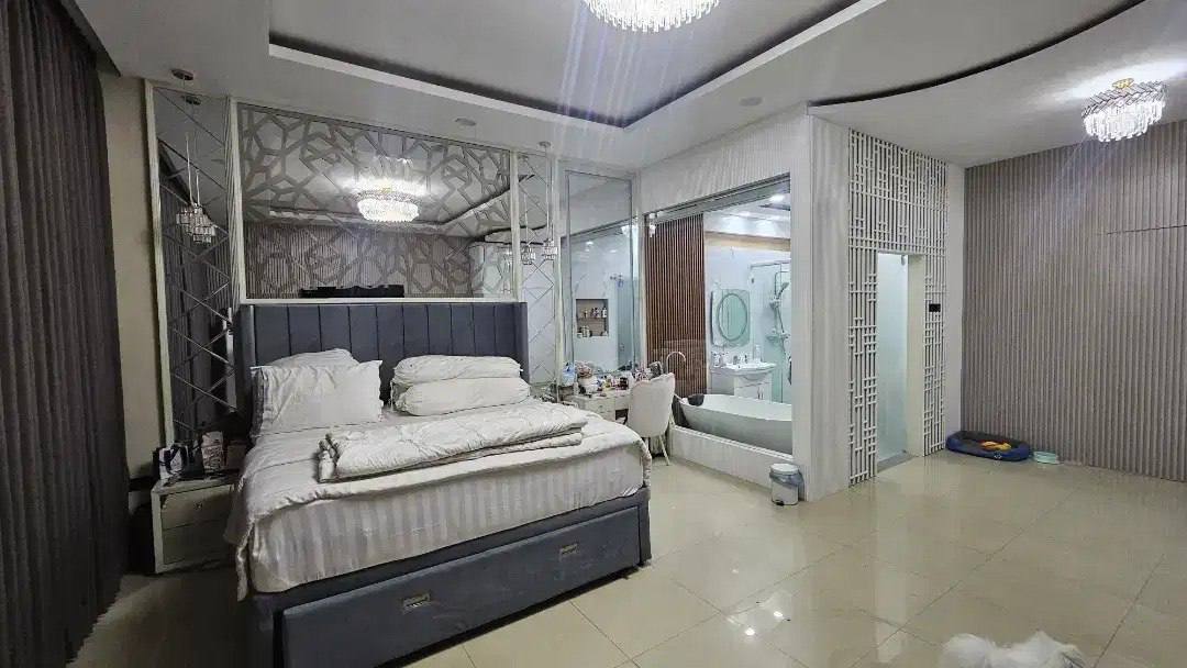 Dijual Rumah Cantik Kawasan Taman Mutiara Pakuwon City Surabaya Timur - Thumbnail 3