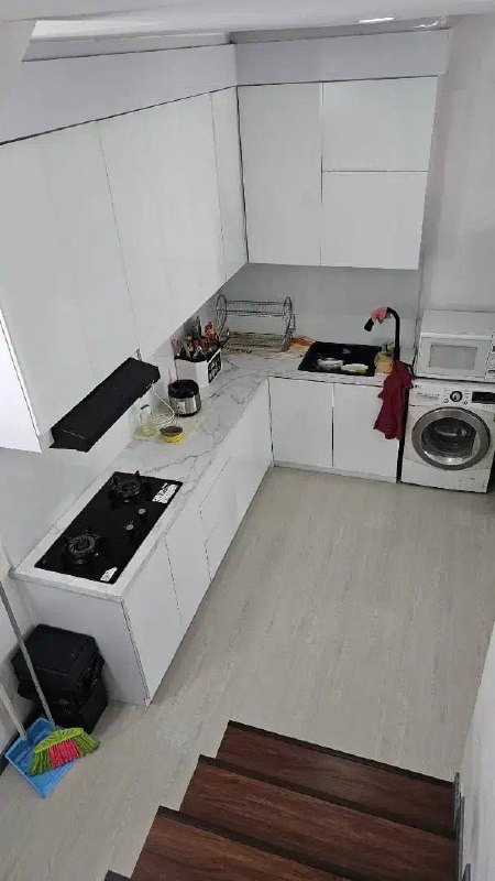 Dijual Rumah Cantik Kawasan Taman Mutiara Pakuwon City Surabaya Timur - Thumbnail 5