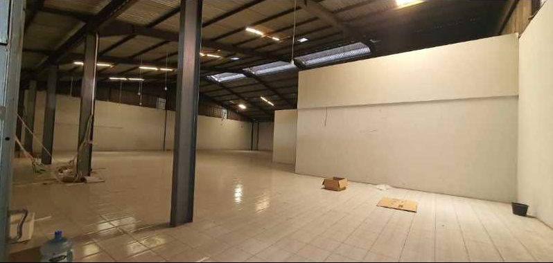 Disewakan Gudang Premium Siap Huni Lokasi Strategis di Raya Manukan Wetan, Surabaya Barat - Image 1