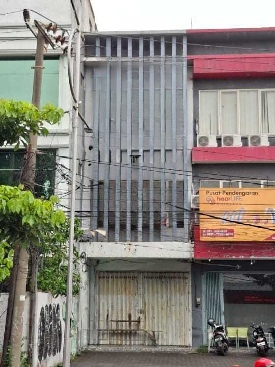 Dijual Ruko 3 Lantai Siap Huni Lokasi Strategis Jalan Bogowonto Surabaya Pusat - Image 1