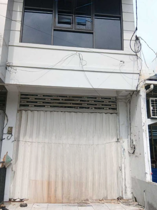 Disewakan Ruko Strategis Putro Agung Surabaya Timur - Image 1