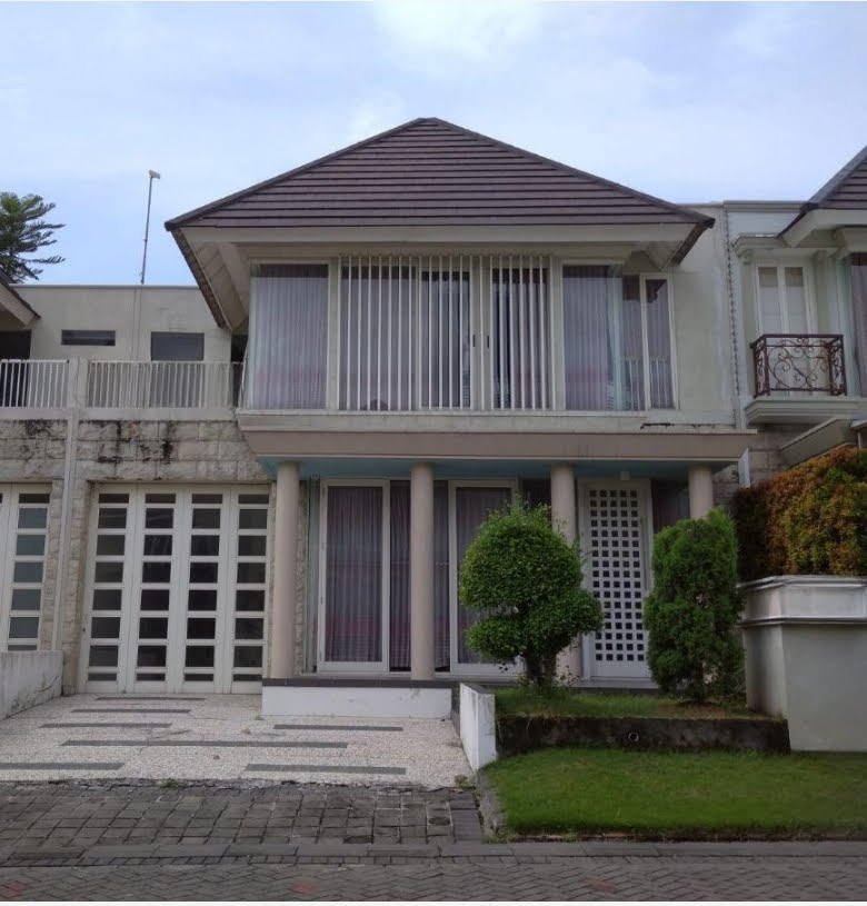 Dijual Rumah Strategis di Stonegate Citraland Surabaya Barat - Image 1