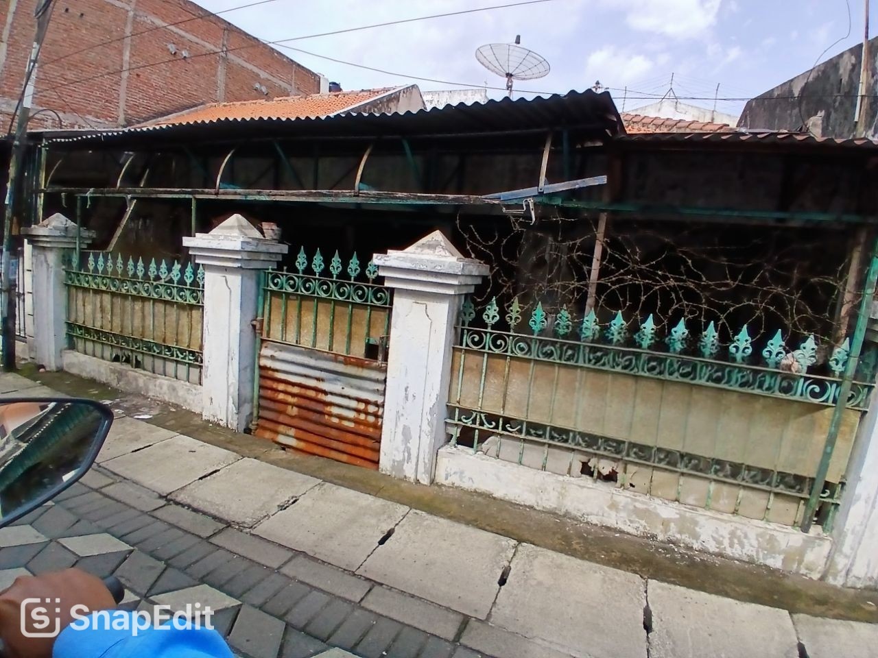 Dijual Rumah Hitung Tanah di Ploso Timur Surabaya Timur - Image 1