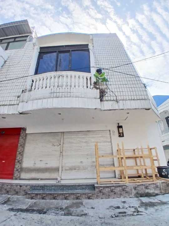 Dijual/Disewakan Ruko Strategis di Darmo Park 1 Surabaya Barat - Image 1