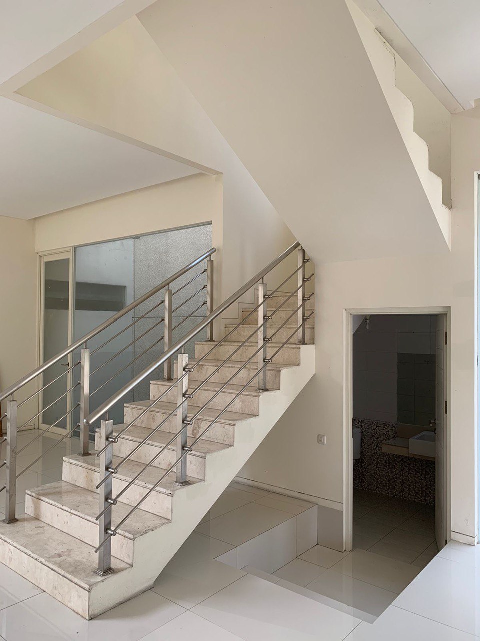 Dijual Rumah Mewah Wilayah Citraland Surabaya Barat - Thumbnail 2