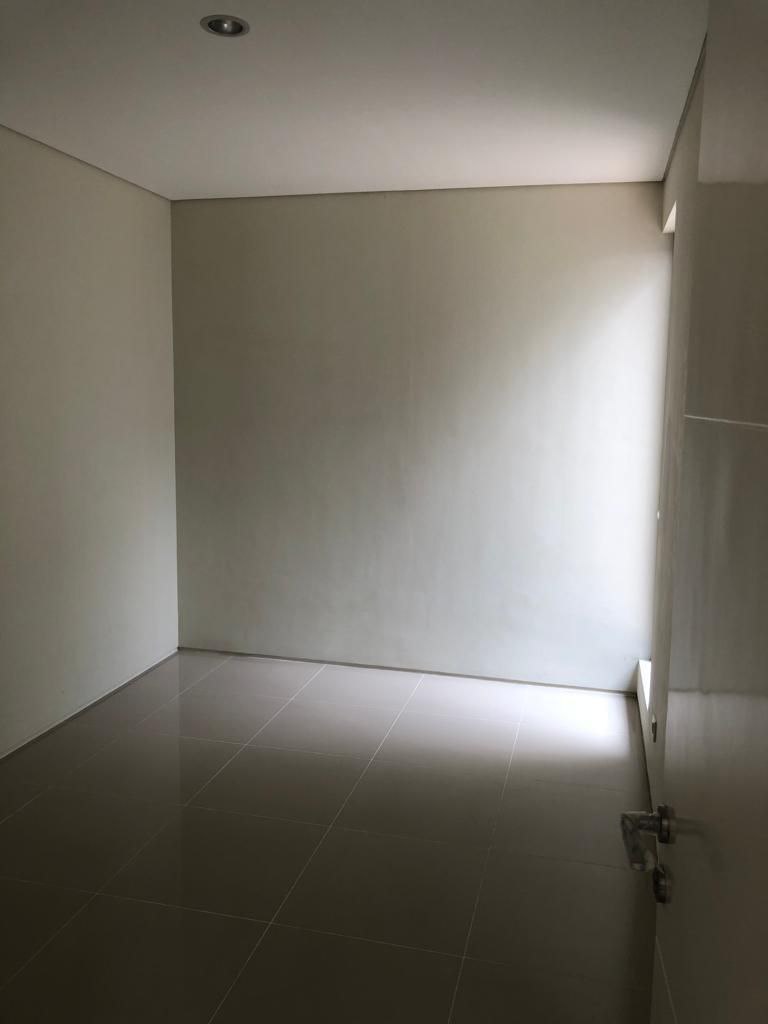 Dijual Rumah Nyaman Northwest Hill Citraland di Wilayah Surabaya Barat - Thumbnail 7