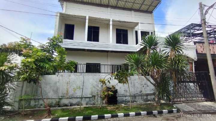 Dijual Rumah Luas Nyaman di Wilayah Surabaya Timur - Thumbnail 2