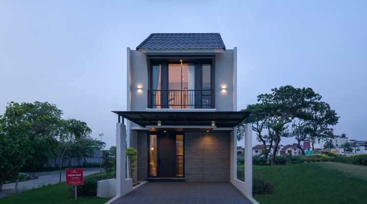 Dijual Rumah Baru Mewah di Taman Mansion Lakarsantri Crystal Golf Surabaya Barat - Image 1