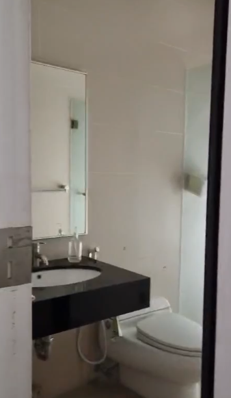 Dijual Rumah Mewah di Perumahan Isen Surabaya Barat - Thumbnail 8