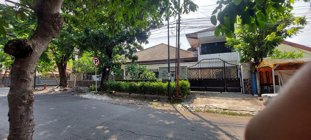 Di jual rumah di surabaya barat - Image 1