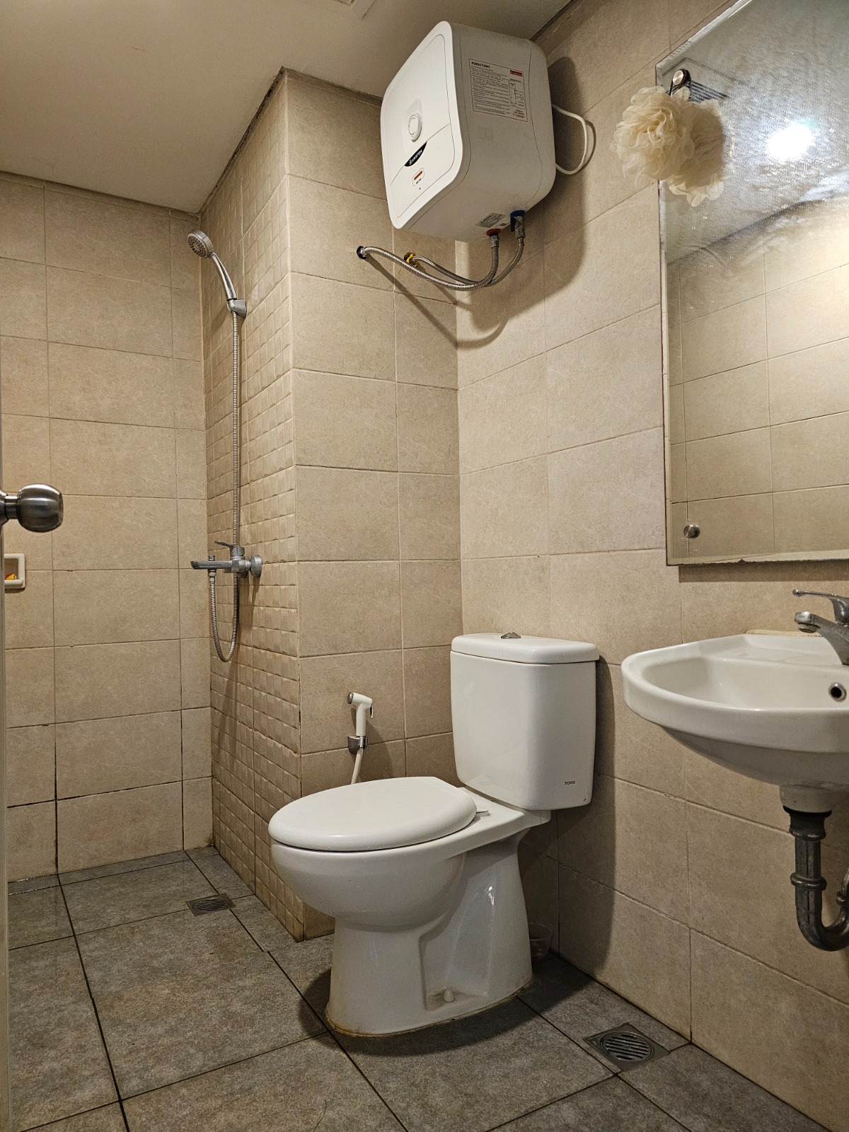 Disewakan Apartemen Bess Mansion di Raya Jemursari, Surabaya Timur - Thumbnail 3