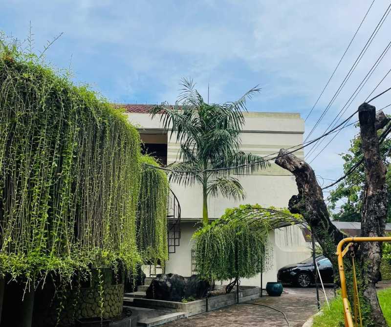 Dijual Rumah Besar dan Strategis di Tambaksari Surabaya - Thumbnail 2