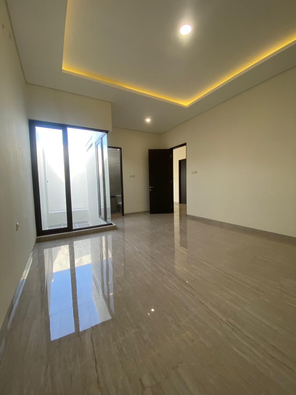 Dijual Cepat Rumah Baru Minimalis Citraland Utama Dekat Gwalk Pakuwon Indah - Thumbnail 2