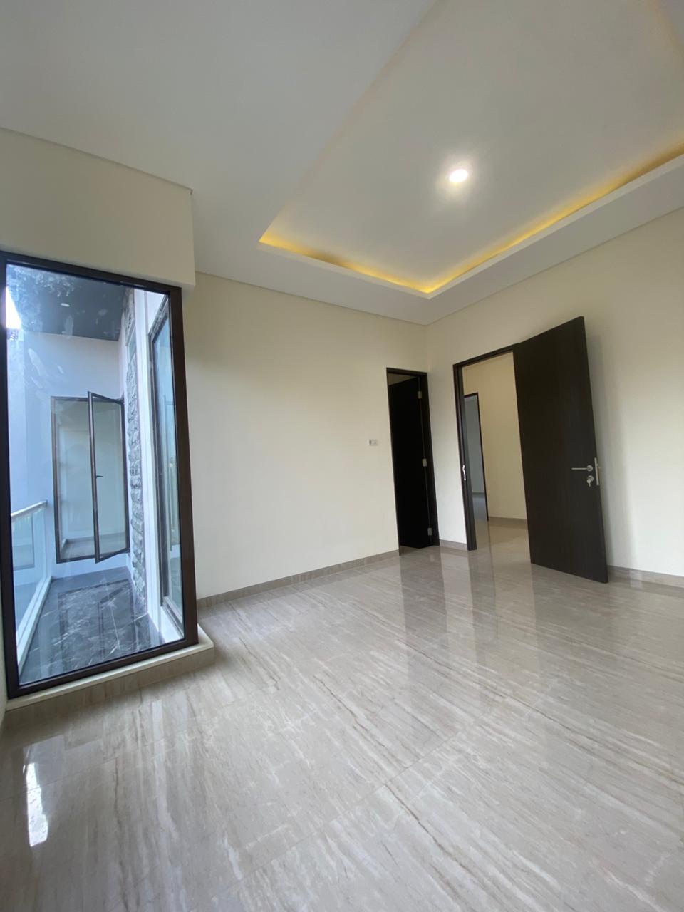 Dijual Cepat Rumah Baru Minimalis Citraland Utama Dekat Gwalk Pakuwon Indah - Thumbnail 4