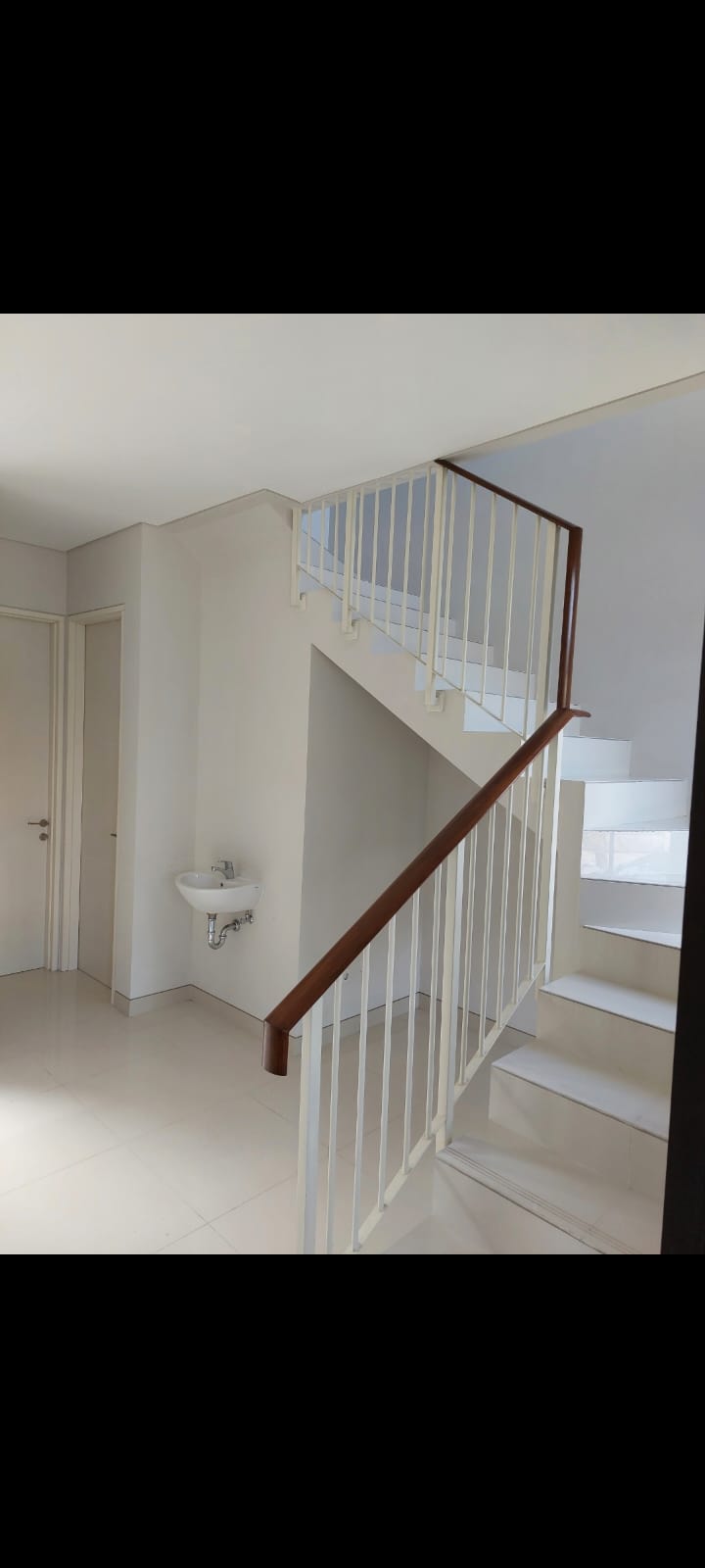 Jual Rumah 2 Lantai Siap Huni Citraland Driyorejo Gresik - Thumbnail 2