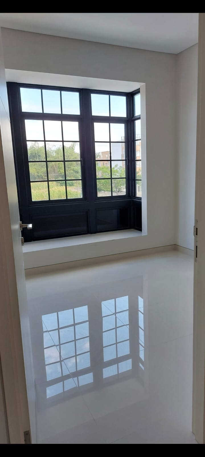 Jual Rumah 2 Lantai Siap Huni Citraland Driyorejo Gresik - Thumbnail 5