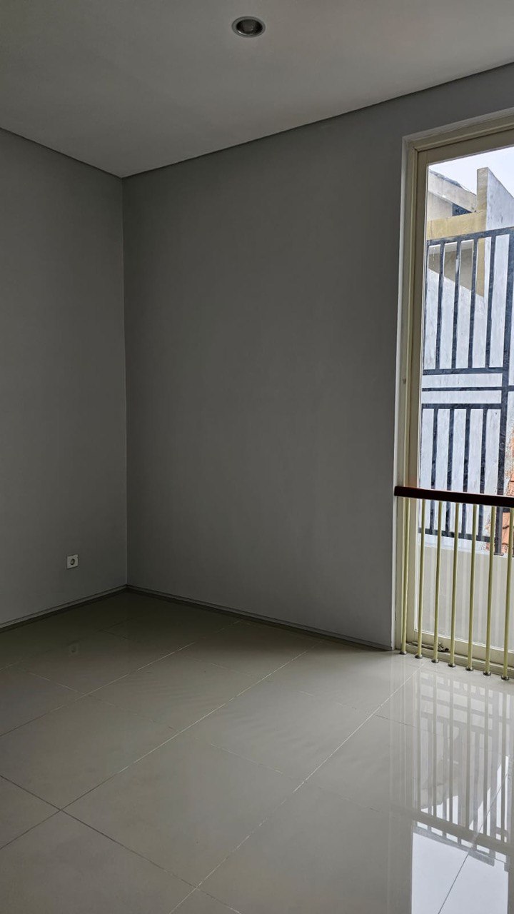 Dijual Rumah Taman Puspa Raya CitraLand Utama Surabaya Barat - Thumbnail 5