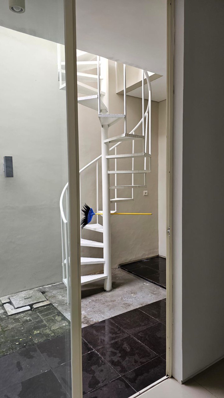 Dijual Rumah Taman Puspa Raya CitraLand Utama Surabaya Barat - Thumbnail 7