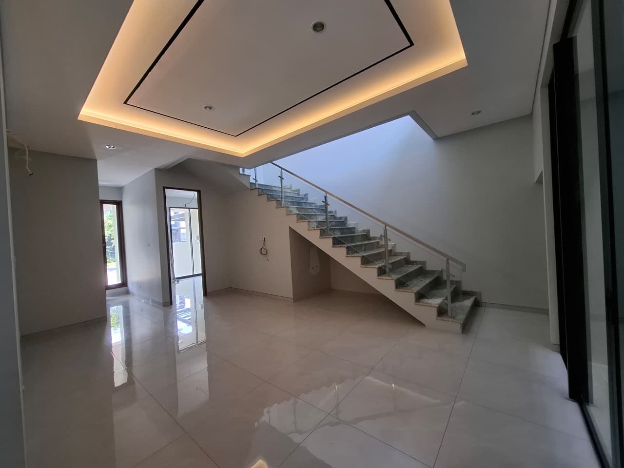 Dijual Rumah Baru Gress Model Minimalis Citraland Surabaya Barat - Thumbnail 4