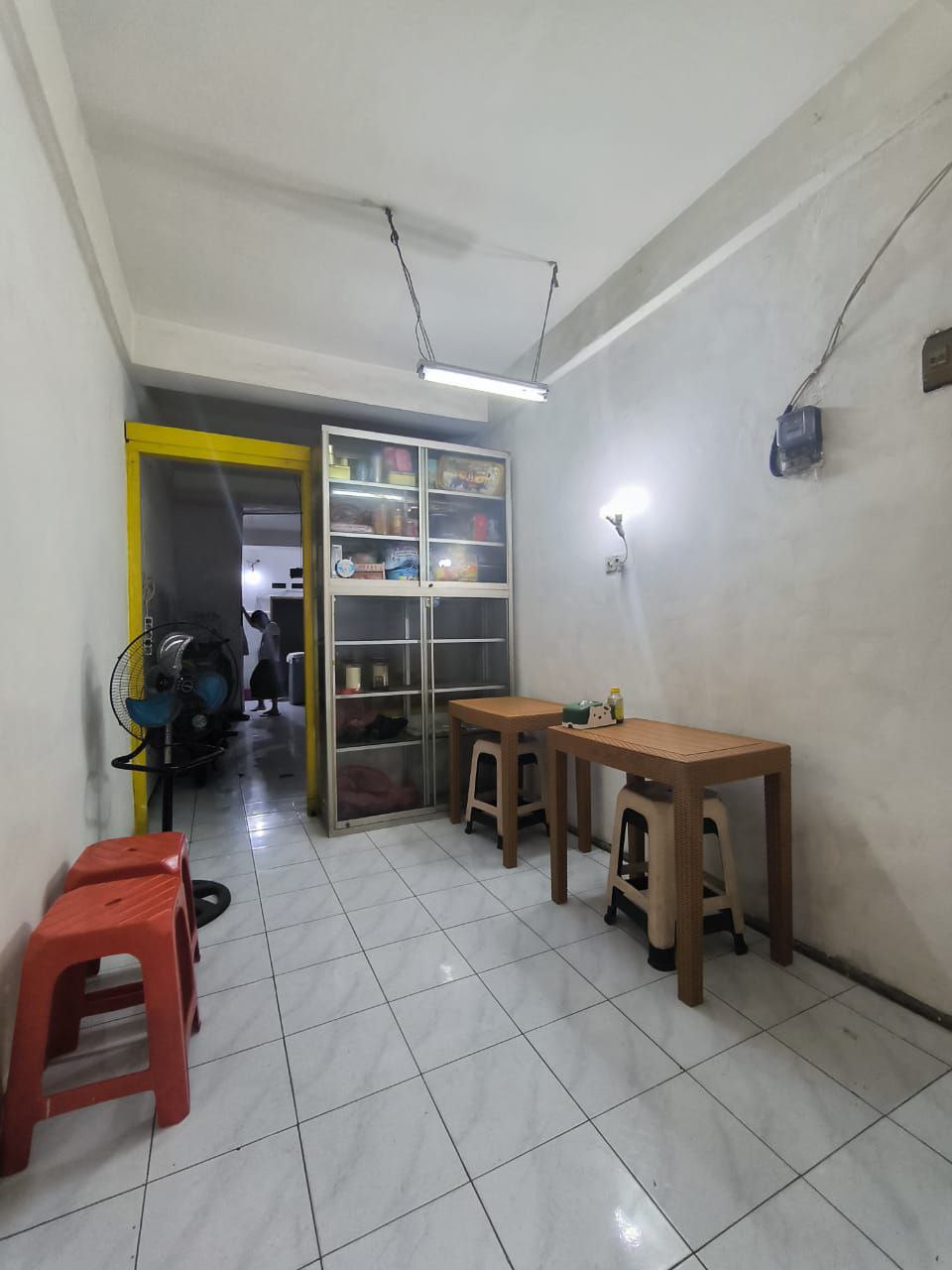 Dijual Ruko 4 Lantai Strategis di Wilayah Kapasan Surabaya Utara - Thumbnail 2