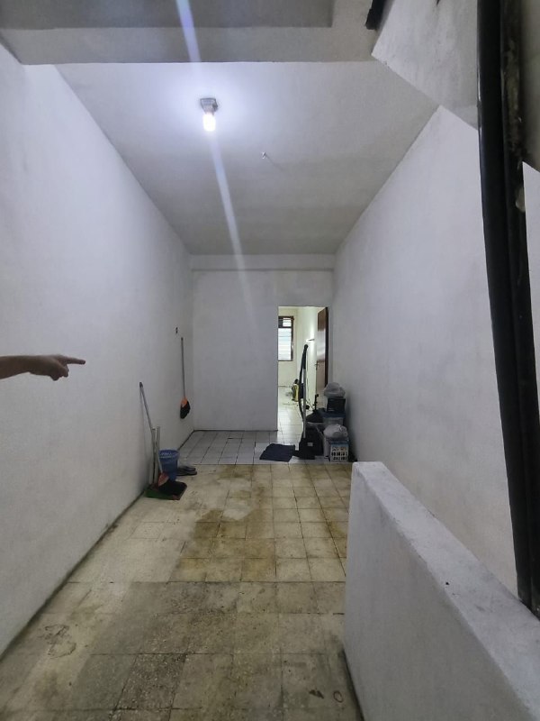 Dijual Ruko 3 Lantai Strategis di Jalan Kapasan Surabaya Utara - Thumbnail 4