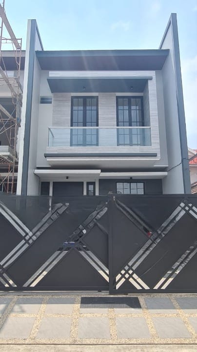 Dijual Rumah Mewah Baru Gress di Manyar Kertoadi Surabaya Timur - Image 1