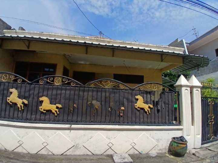 Dijual Rumah Strategis di Kalikepiting Jaya Surabaya Timur - Image 1