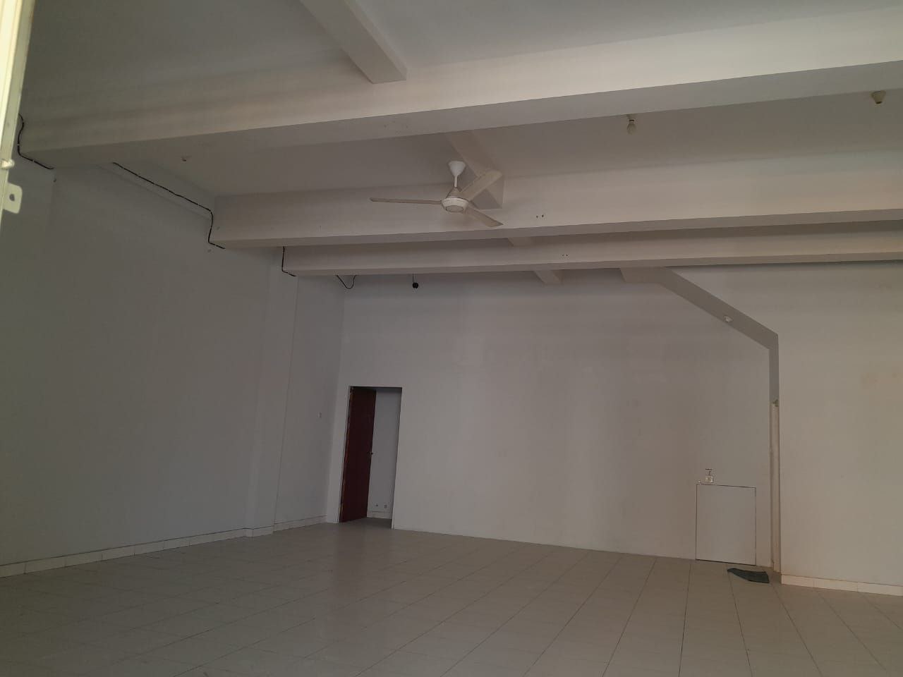 Disewakan Ruko 3 Lantai Siap Pakai di Ploso Surabaya Timur - Thumbnail 5