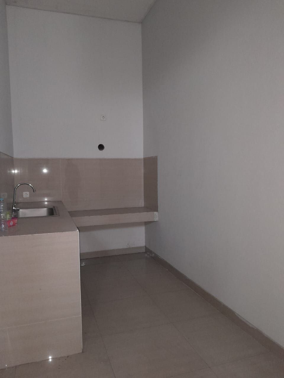 Disewakan Ruko 3 Lantai Siap Pakai di Ploso Surabaya Timur - Thumbnail 7