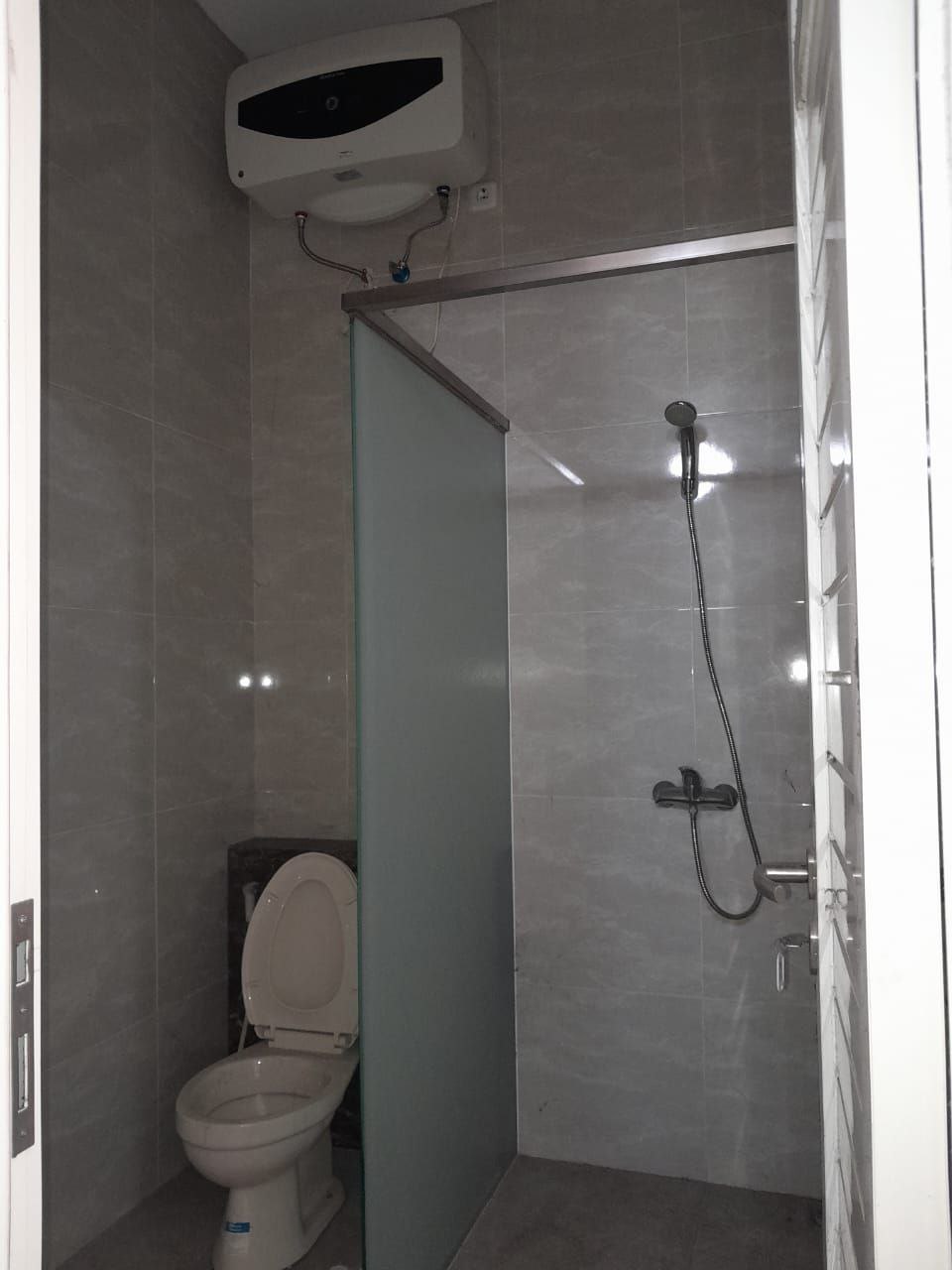 Disewakan Ruko 3 Lantai Siap Pakai di Ploso Surabaya Timur - Thumbnail 5