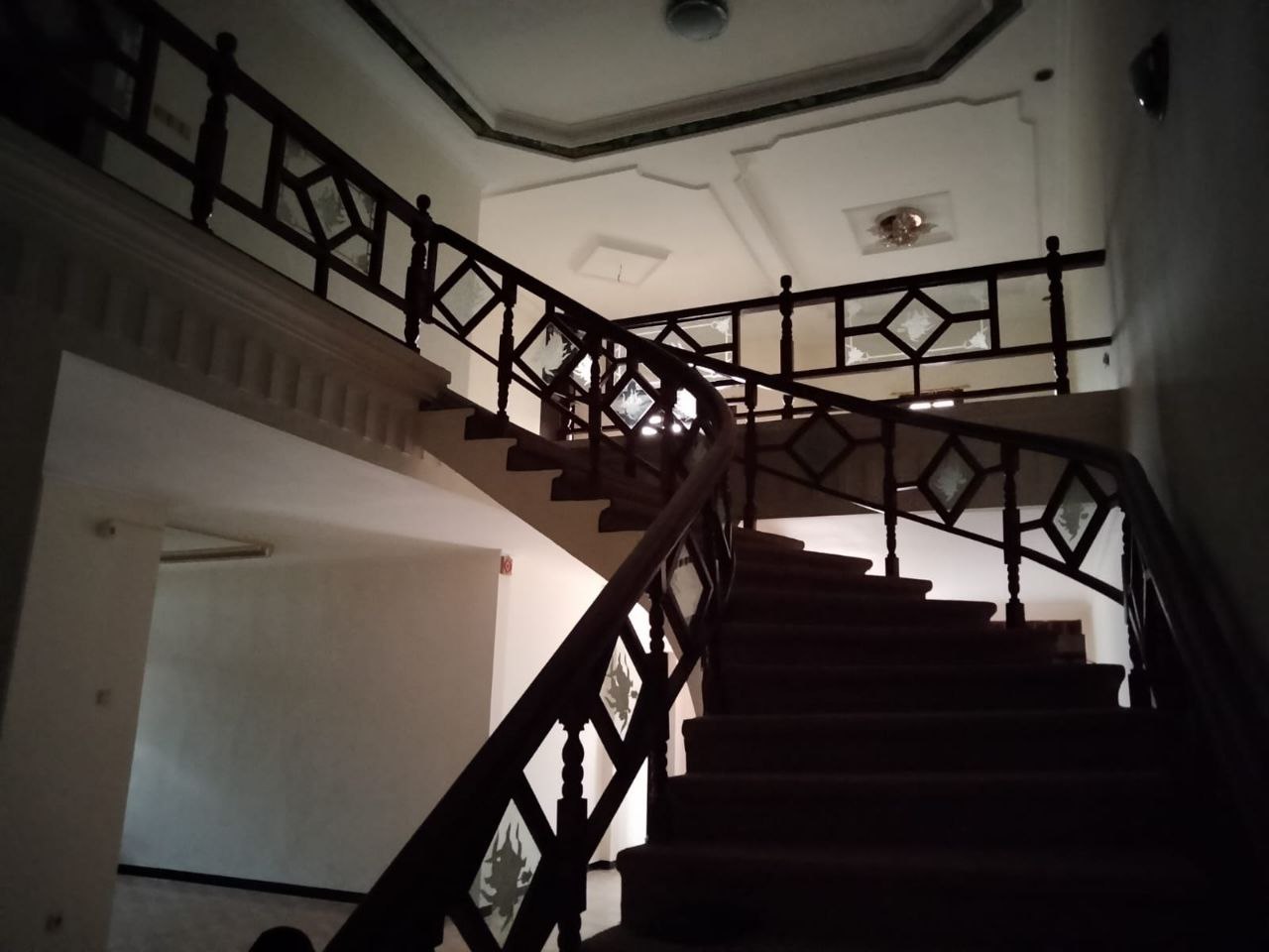 Dijual Rumah Hook Strategis di Gayungsari Surabaya Selatan - Thumbnail 4