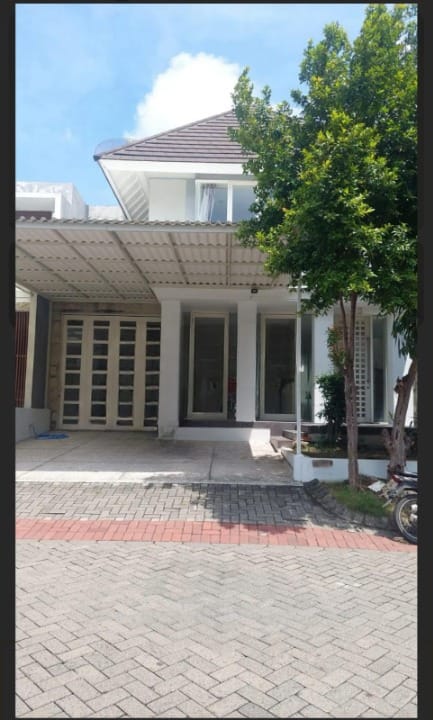 Dijual Rumah Mewah Royal Park Lokasi Premium di Citraland Surabaya Barat - Thumbnail 2