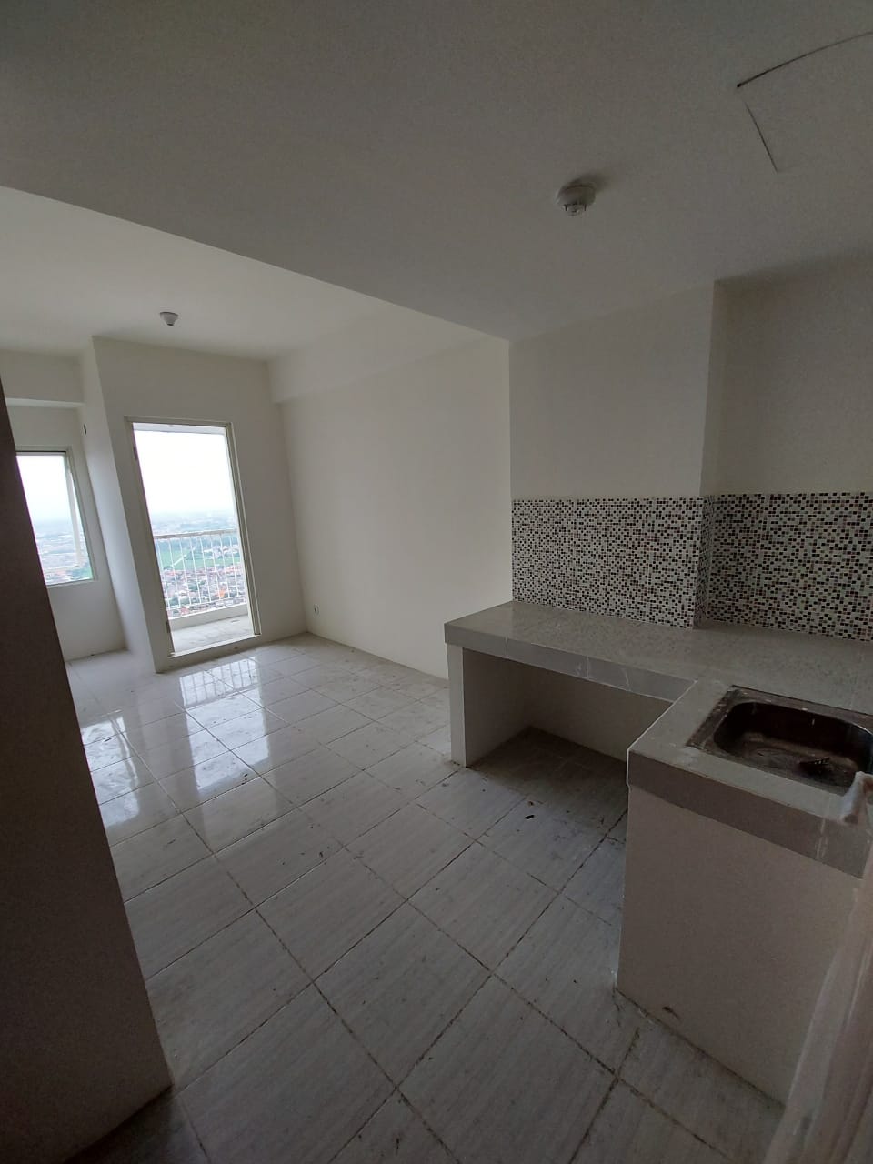 Dijual Unit Apartemen 2 Bedroom di Puncak CBD Tower A Wiyung Surabaya Barat - Thumbnail 2