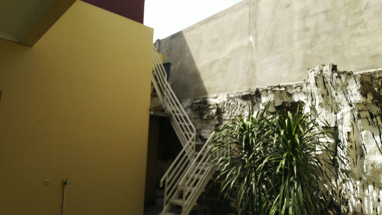 Disewakan Rumah Minimalis Lokasi di Manyar Surabaya Timur - Thumbnail 8