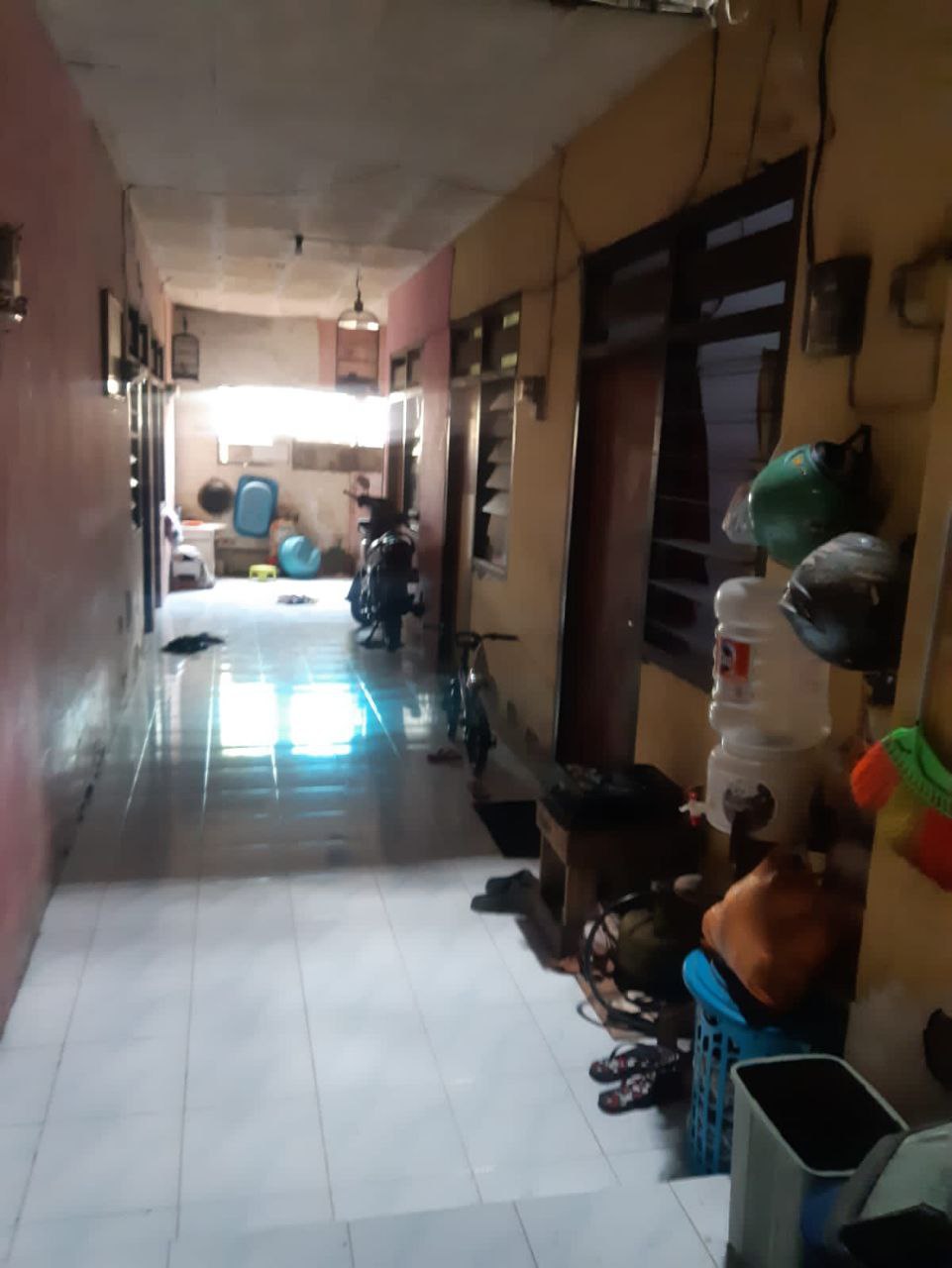 Dijual Rumah Luas Strategis di Pagesangan Wilayah Surabaya Selatan - Thumbnail 2