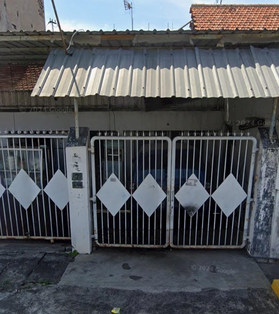 Jual Rumah Hitung Tanah Tenggilis Mejoyo Surabaya Timur - Thumbnail 3