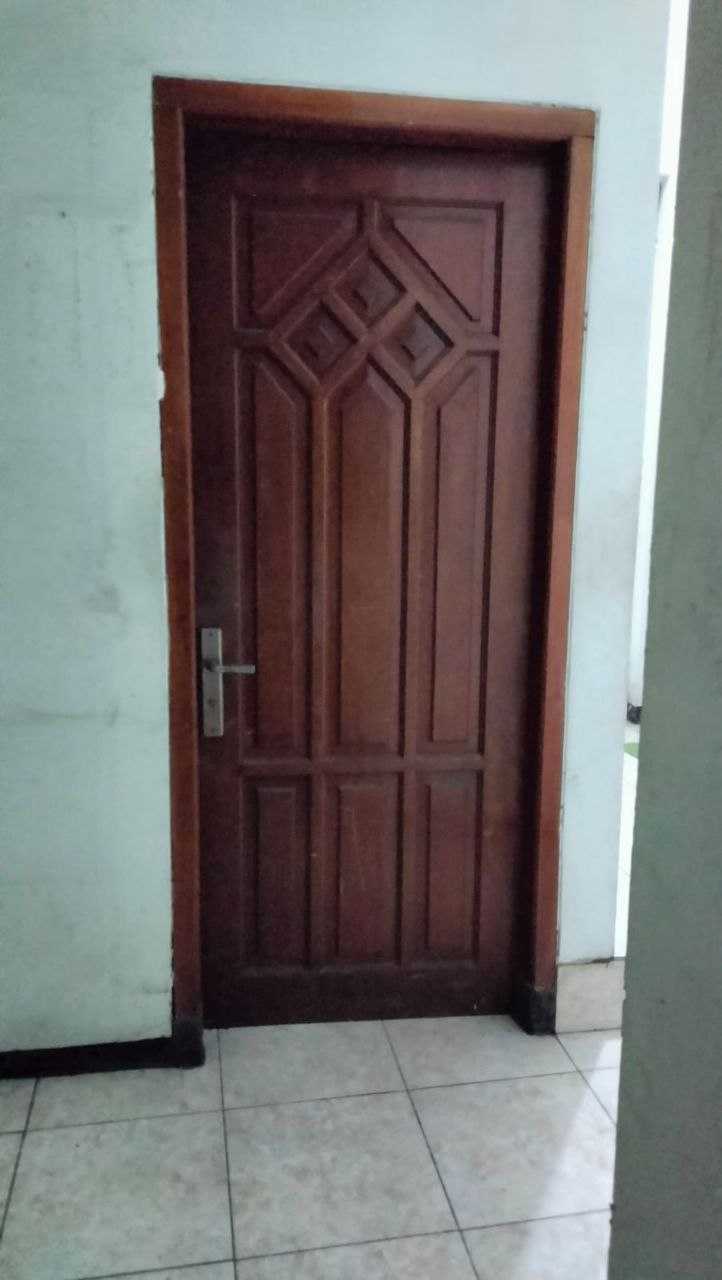 Disewakan Ruko Strategis 2 Lantai di Dukuh Kupang Surabaya Barat - Thumbnail 7