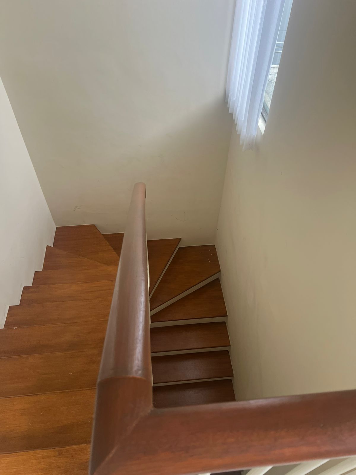 Disewakan Rumah 2 Lantai Baru di Taman Puspa Raya Cluster Chestnut Citraland Surabaya Barat - Thumbnail 6