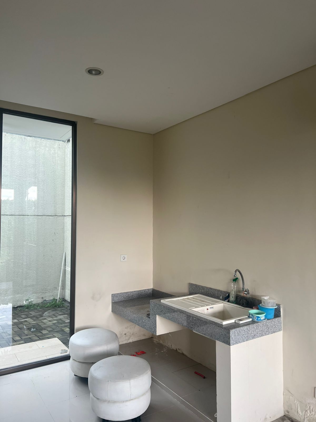 Disewakan Rumah 2 Lantai Baru di Taman Puspa Raya Cluster Chestnut Citraland Surabaya Barat - Thumbnail 8